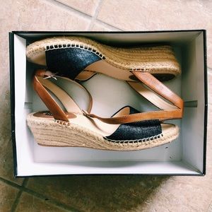Alex Marie low wedges